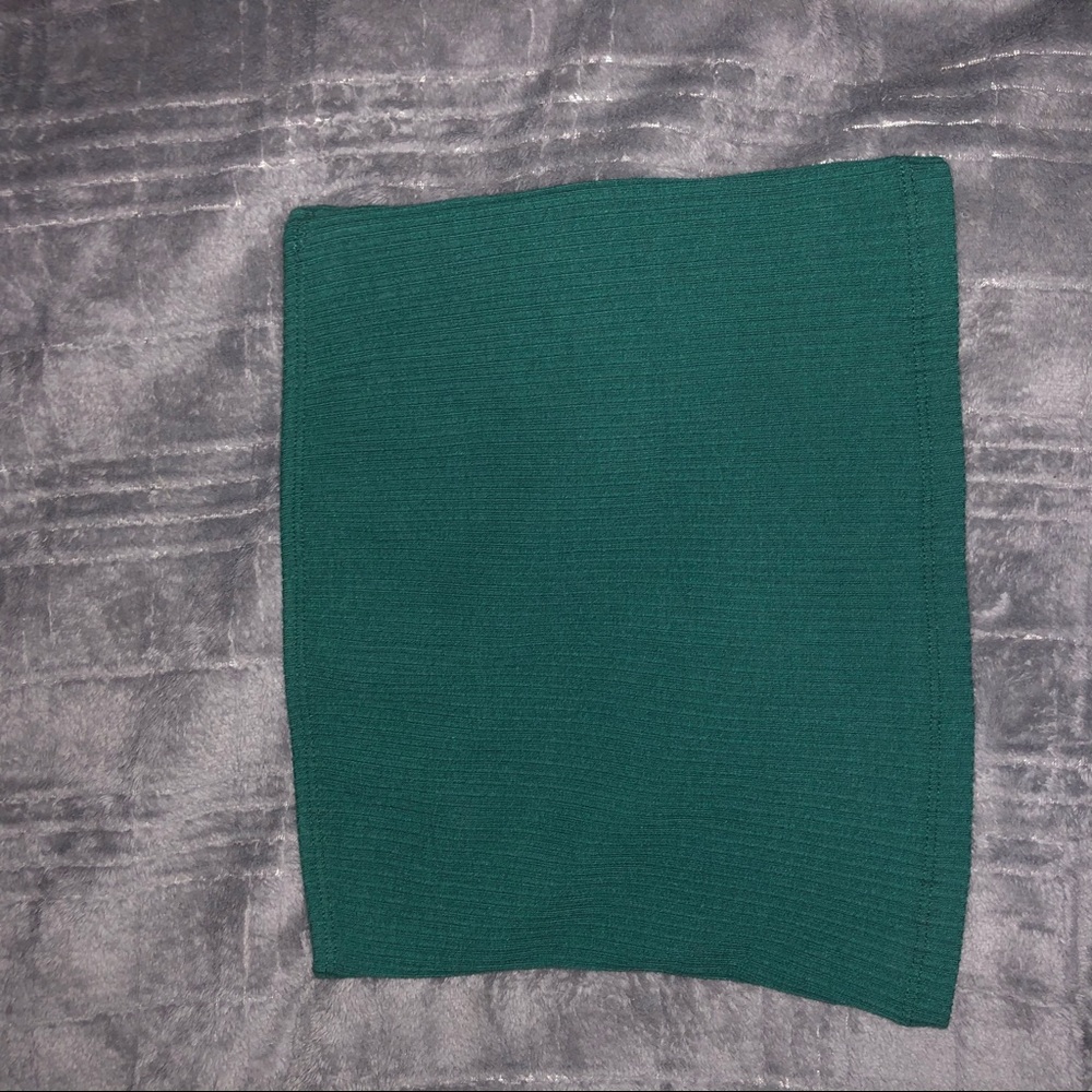 Tillys green tube top!